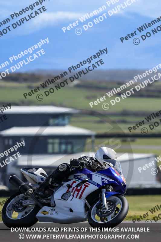 anglesey no limits trackday;anglesey photographs;anglesey trackday photographs;enduro digital images;event digital images;eventdigitalimages;no limits trackdays;peter wileman photography;racing digital images;trac mon;trackday digital images;trackday photos;ty croes